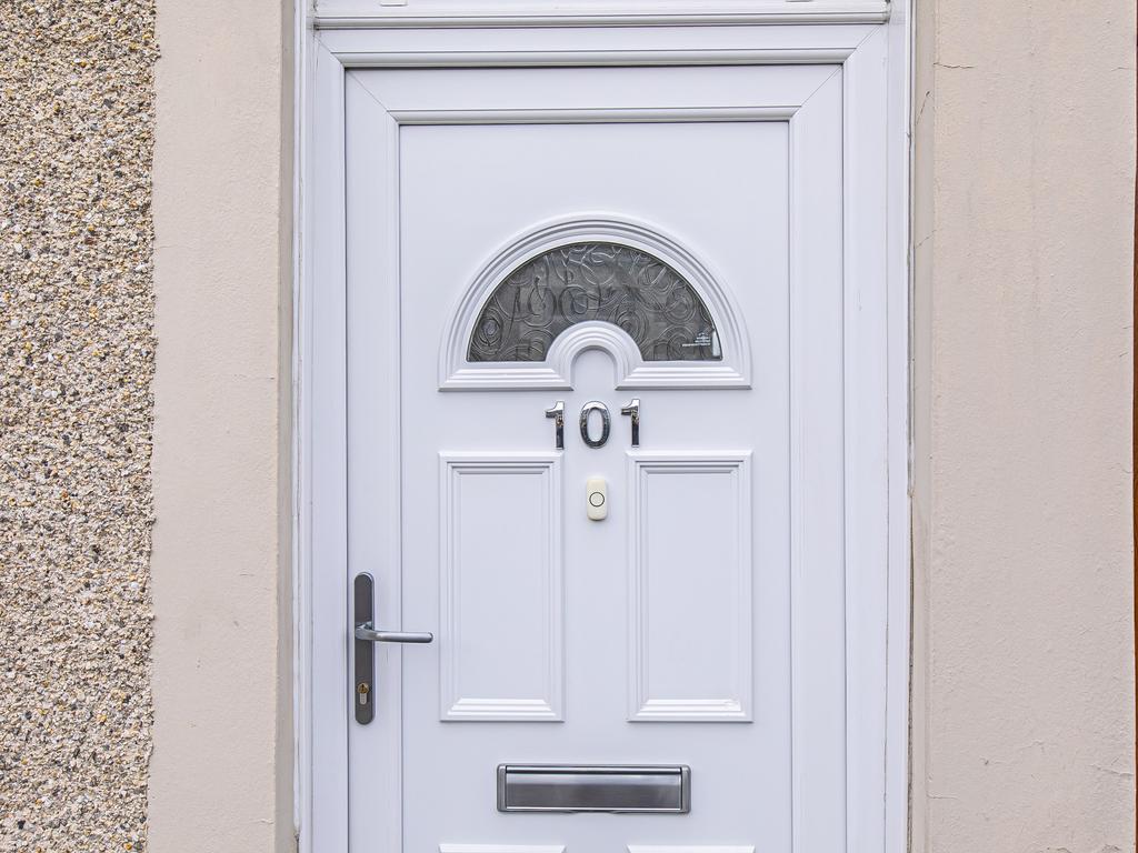 Property Image 28