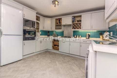 3 bedroom house for sale, Wardle Court, Chorley PR6
