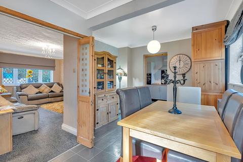 4 bedroom detached house for sale, Shetland Close, Fearnhead, WA2