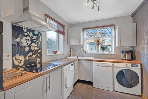 4 bedroom detached house for sale, Shetland Close, Fearnhead, WA2