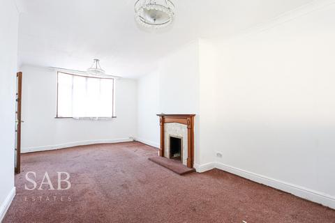 3 bedroom semi-detached house to rent, Kingsway, Hayes, UB3