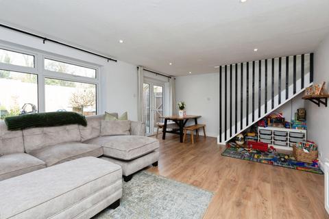 undefined, Ravel Close, Basingstoke, Hampshire, RG22