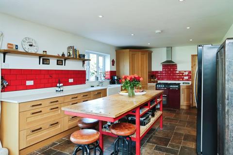 6 bedroom detached house for sale, Barnets Hill, Peasmarsh, Rye, East Sussex, TN31