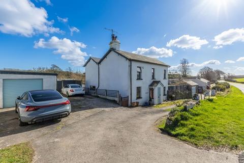 4 bedroom detached house for sale, Field Edge, Heronsyke, Burton