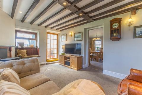 4 bedroom detached house for sale, Field Edge, Heronsyke, Burton