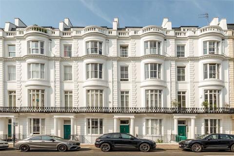 2 bedroom flat to rent, Gloucester Terrace, London W2