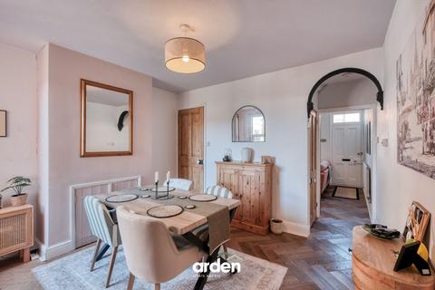 2 bedroom terraced house for sale, Shrubbery Road, Worcester, WR1