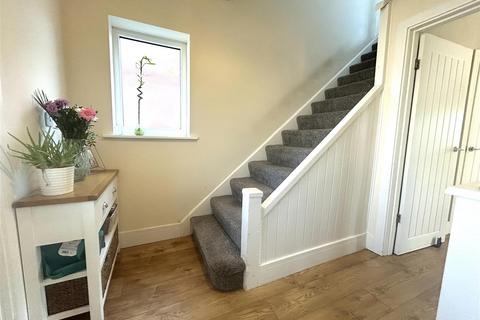 3 bedroom semi-detached house for sale, Kingsway, Stourbridge