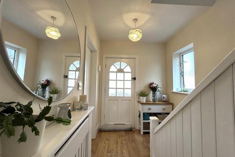 3 bedroom semi-detached house for sale, Kingsway, Stourbridge