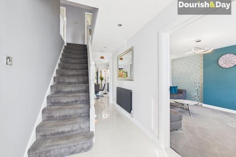 4 bedroom detached house for sale, Hampton Drive, Market Drayton TF9