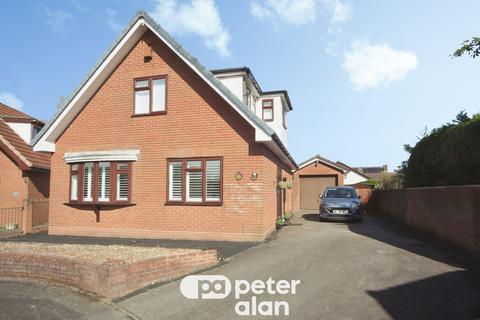 4 bedroom detached bungalow for sale, Aldwych Close, Thornhill, Cardiff