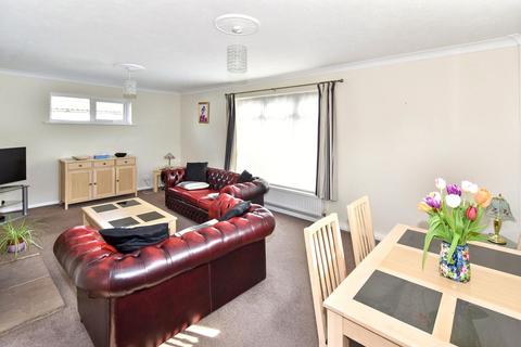 undefined, Queen Elizabeth Avenue, Margate, CT9