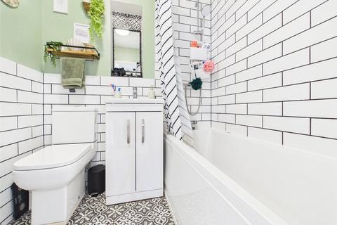 undefined, Oxstalls Drive, Gloucester, Gloucestershire, GL2