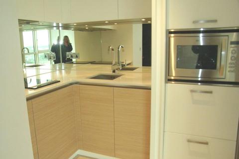 Studio to rent, No 1 Building, Gunwharf Quays, Portsmouth, PO1