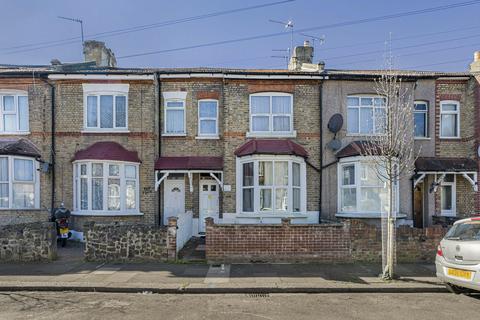 4 bedroom house for sale, Arthur Road, London