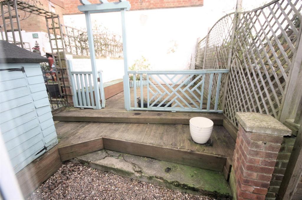 Rear Court Yard Garden