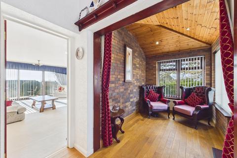 4 bedroom detached house for sale, Llys Y Coed, Pembrey, Burry Port