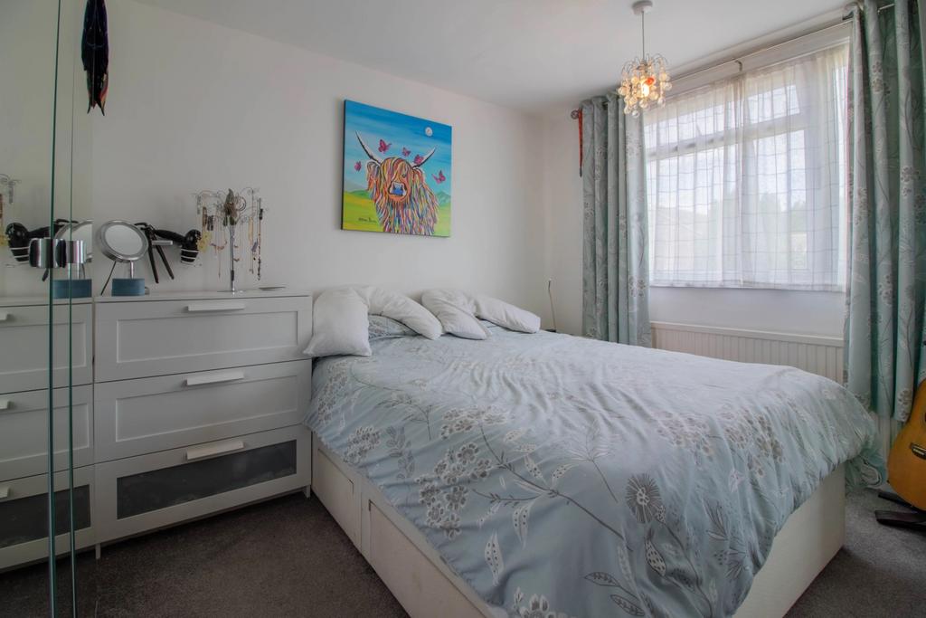 805464 - bed 2