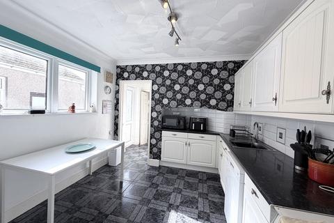 4 bedroom terraced house for sale, Church Village, Pontypridd CF38