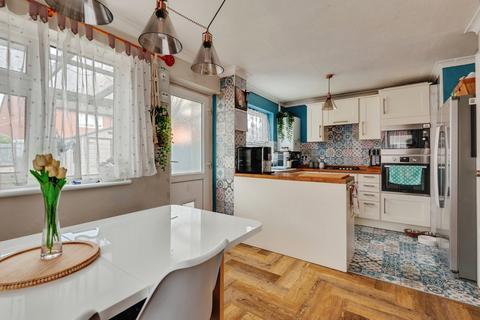 undefined, Charles Street, Widnes, Cheshire, WA8