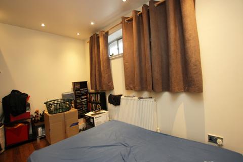 2 bedroom apartment for sale, Regent Gate, Regent Street, Kettering, Northamptonshire, NN16