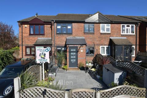 Temple Close, London E11