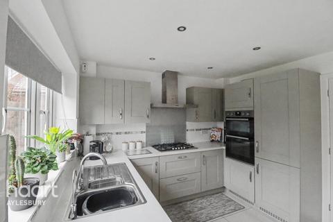 undefined, D'arcy Close, Aylesbury