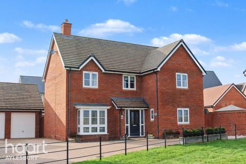 undefined, D'arcy Close, Aylesbury