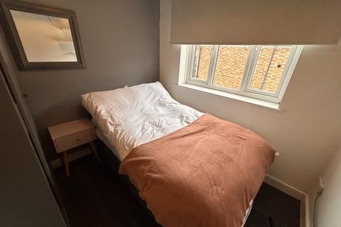 1 bedroom apartment to rent, Goldington Avenue, BEDFORD