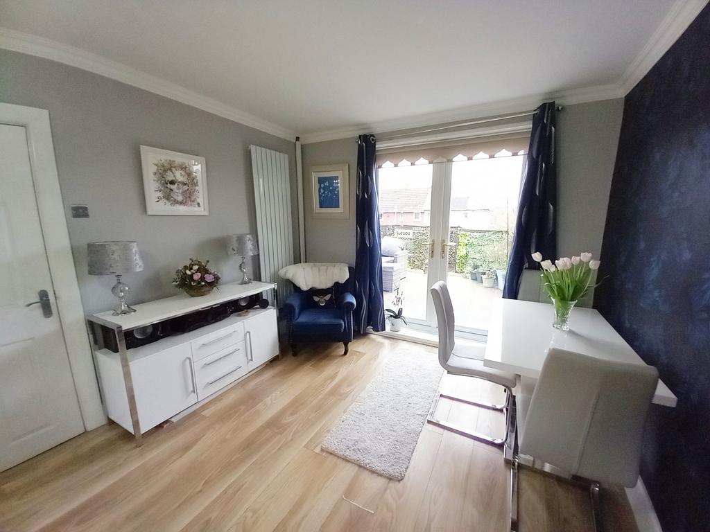 Lounge and dining room
