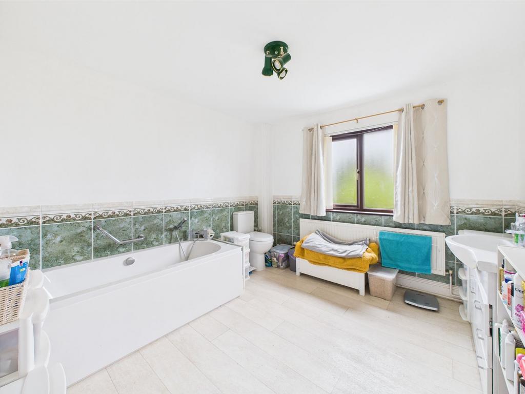 En Suite / Bathroom