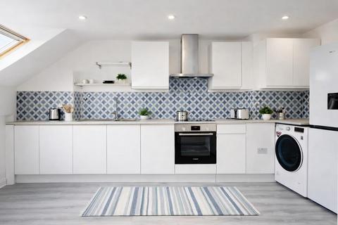 2 bedroom flat to rent, East End Road, East Finchley, N2