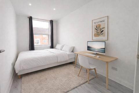 2 bedroom flat to rent, East End Road, East Finchley, N2