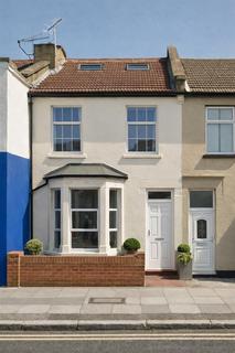 2 bedroom flat to rent, East End Road, East Finchley, N2