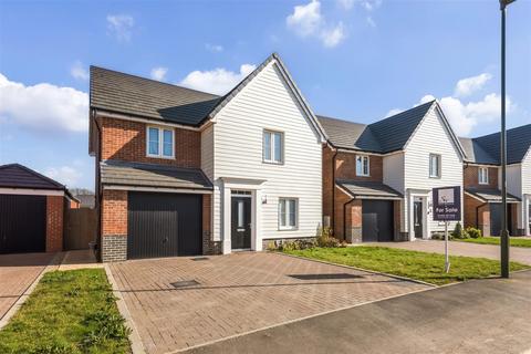 4 bedroom detached house for sale, Bittern Avenue, Yapton