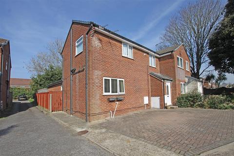 4 bedroom semi-detached house for sale, Chesildene Avenue, Bournemouth