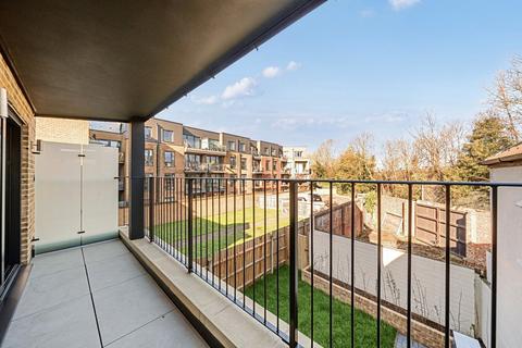 2 bedroom property to rent, Boundaries Road, London, SW12