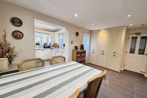undefined, Jay Park Crescent, Kidderminster, DY10