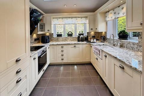 undefined, Jay Park Crescent, Kidderminster, DY10