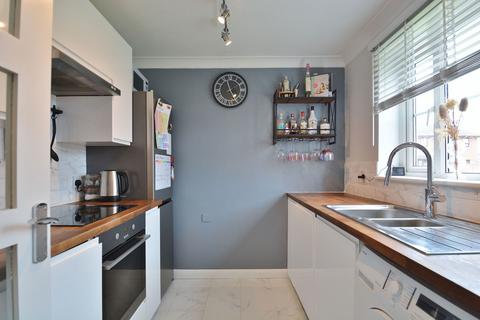 undefined, Astley Road, Thame