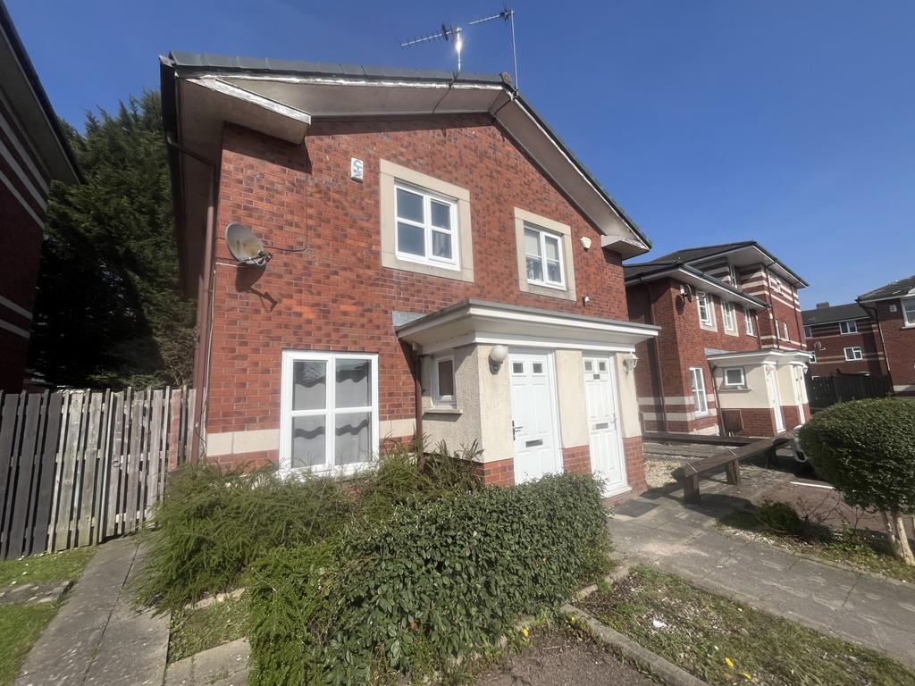 2 bedroom Semi Detached for rent