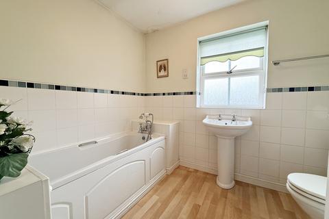 undefined, Talbot Green, Pontyclun CF72