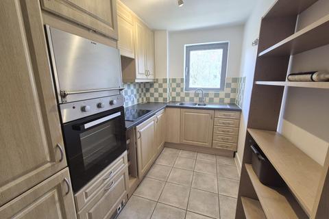 2 bedroom apartment to rent, Mount Stuart Square, Cardiff, CF10