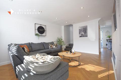 2 bedroom semi-detached house for sale, Homerton Close, Clacton-on-sea, CO15 4UJ