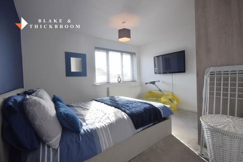 2 bedroom semi-detached house for sale, Homerton Close, Clacton-on-sea, CO15 4UJ
