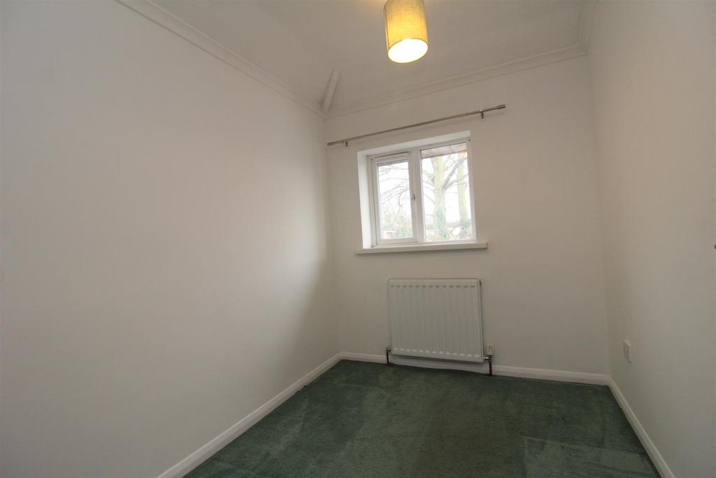 Bedroom 2.JPG