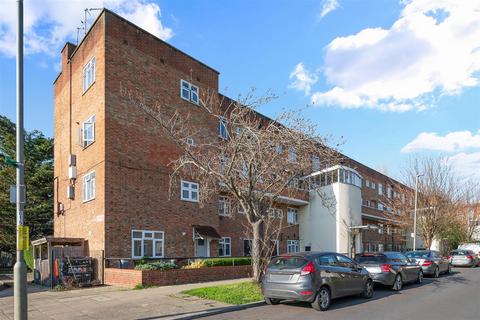 3 bedroom maisonette for sale, Frensham Drive, Putney Vale, SW15