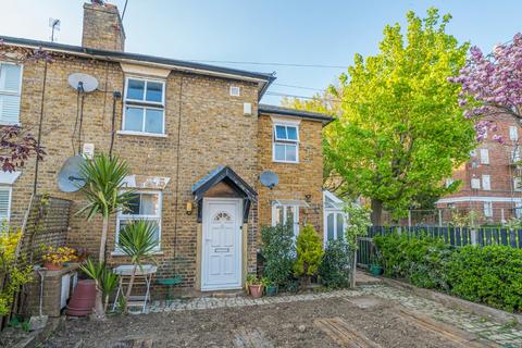 undefined, Allfarthing Lane, London, SW18