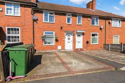Shaftesbury Road, Carshalton, SM5