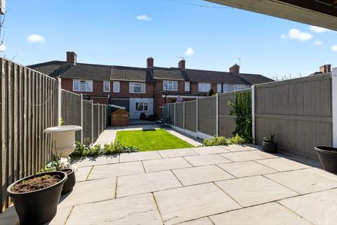 3 bedroom terraced house for sale, Shaftesbury Road, Carshalton, SM5